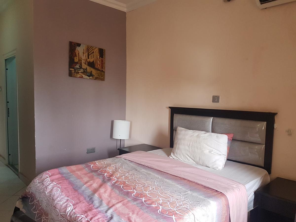 Grand Bank Link Hotel Otta Bagian luar foto