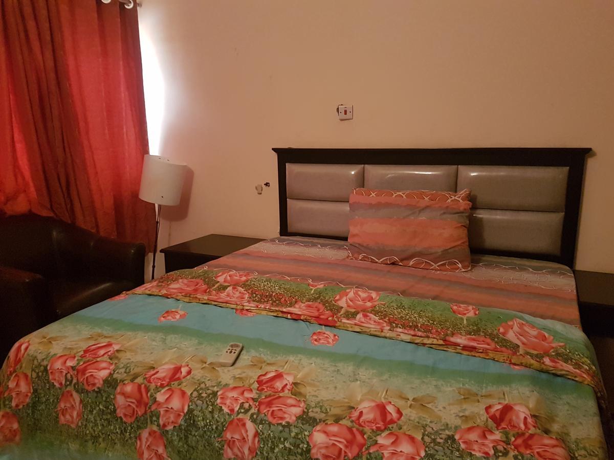 Grand Bank Link Hotel Otta Bagian luar foto