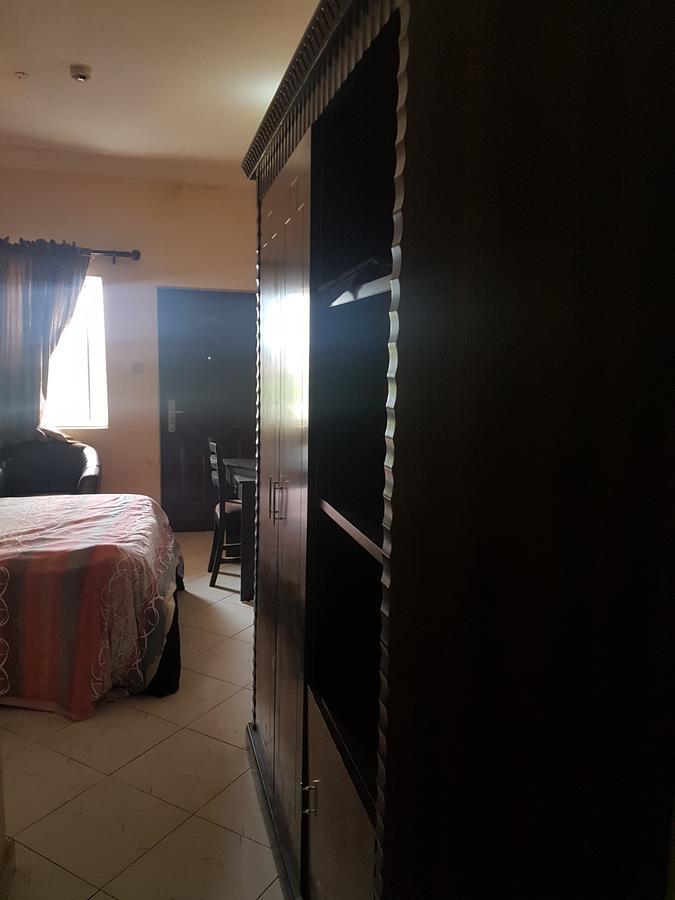 Grand Bank Link Hotel Otta Bagian luar foto